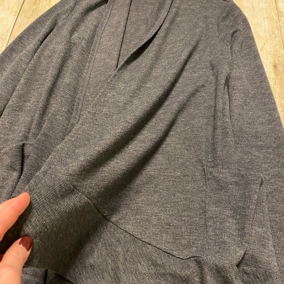 LOGO Lori Goldstein Cardigan - Picture 2 of 5